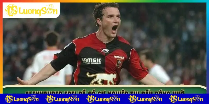 Alexander Frei trong màu áo đội tuyển quốc gia Thụy Sĩ